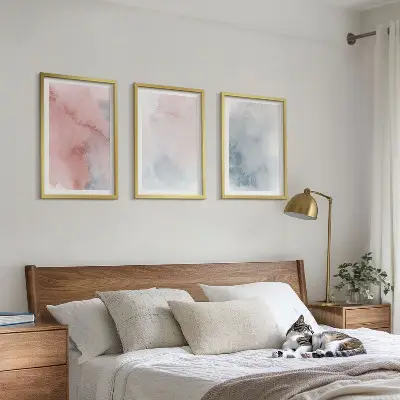 Juego de 3 cuadros acuarelas sobre lienzo en tonos pastel