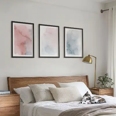 Juego de 3 cuadros acuarelas sobre lienzo en tonos pastel
