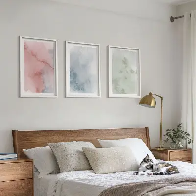 Set de 3 cuadros para salón con diseño de estructuras de acuarela pastel