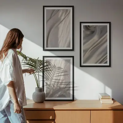 Juego de 3 cuadros con telas bohemias naturales en primer plano