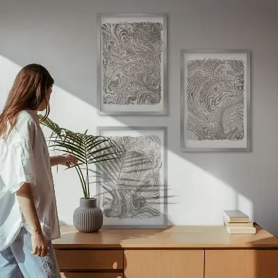 Juego de 3 cuadros con diseño de formas modernas