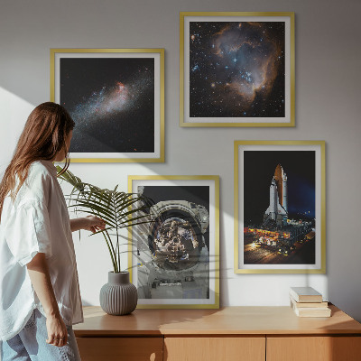 Set de 4 cuadros para salón Astronautas aterrizando en la Luna