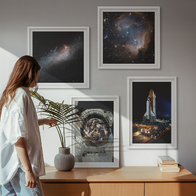 Set de 4 cuadros para salón Astronautas aterrizando en la Luna