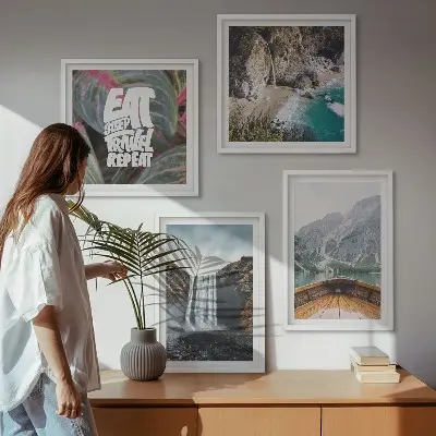 Galería de pared con paisaje de cascada en la montaña