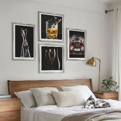 Set de cuadros modernos para salón con diseño de piernas de mujer y vino rosado