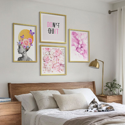 Set de cuadros modernos para salón Retrato abstracto de una mujer con flores
