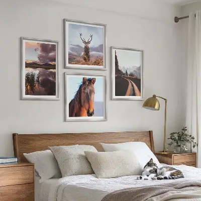 Set de 4 cuadros para salón paisajes de montaña con camino y renos