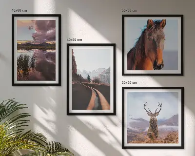 Set de 4 cuadros para salón paisajes de montaña con camino y renos