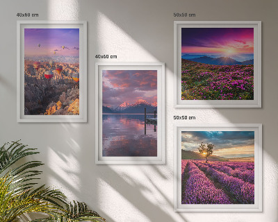 Set de cuadros modernos para salón Atardecer en los campos de lavanda