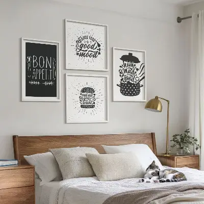 Galería de pared con eslóganes gráficos sobre comida y gastronomía