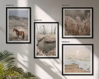 Galería de pared paisaje de caballos en un bosque de hierba marina
