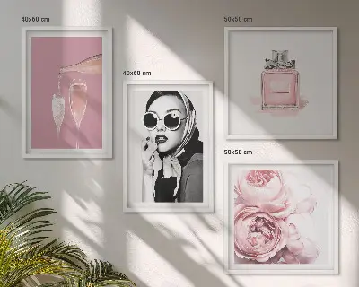 Set de cuadros modernos para salón con accesorios elegantes de color rosa