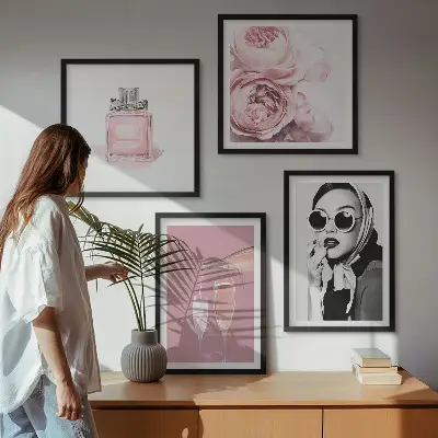 Set de cuadros modernos para salón con accesorios elegantes de color rosa