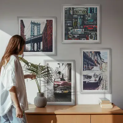 Set de 4 cuadros decorativos para salón con diseño de autos antiguos y estilo retro