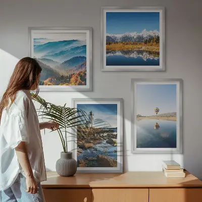 Galería de pared vistas de la naturaleza con faro y montañas