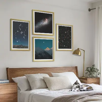 Set de cuadros modernos para salón con motivos de galaxias, constelaciones y espacio de Sagitario