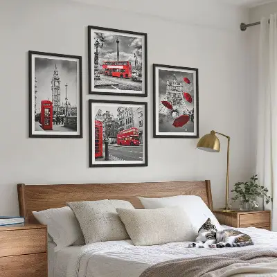 Galería de pared hojas de ginkgo sobre fondo claro