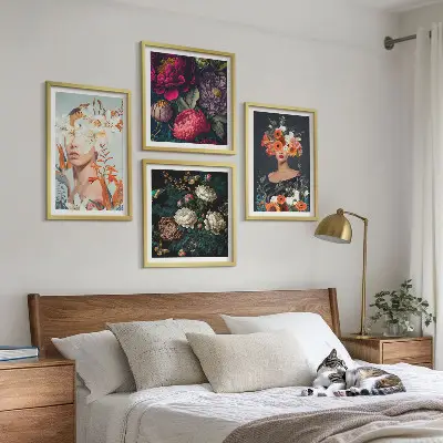 Set de 4 cuadros para salón con diseño de retratos florales y ramos de hojas