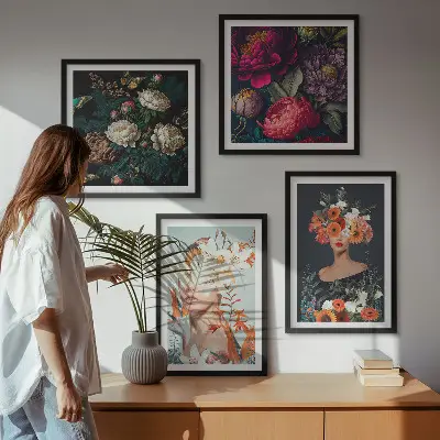 Set de 4 cuadros para salón con diseño de retratos florales y ramos de hojas