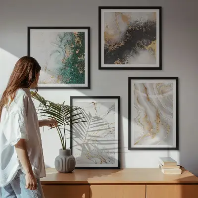 Galería de pared con patrones abstractos en blanco, negro y verde