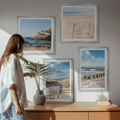 Galería de pared con diseño de playa, arena, olas, cielo y pájaros