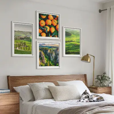 Galería de pared naranjas en un paisaje natural del campo italiano