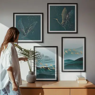 Galería de pared con paisajes abstractos de olas y pájaros