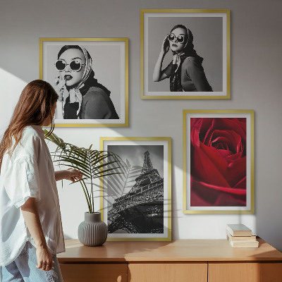 Galería de pared Una parisina con gafas Eiffel