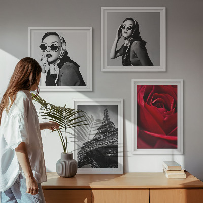 Galería de pared Una parisina con gafas Eiffel