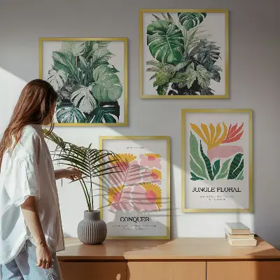 Galería de pared decorada con carteles modernos de flores y hojas