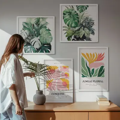 Galería de pared decorada con carteles modernos de flores y hojas