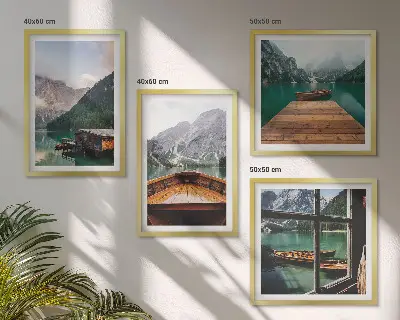 Galería de pared con paisajes de montaña cabañas y barcos