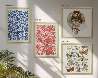 Galería de pared con adornos vintage de flores y mariposas