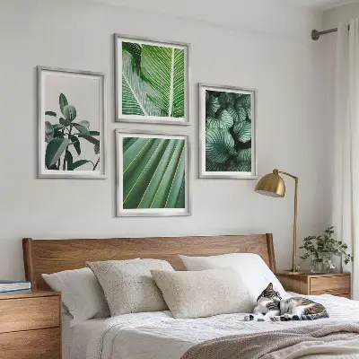 Set de 4 cuadros para salón diseño de hojas tropicales en verde