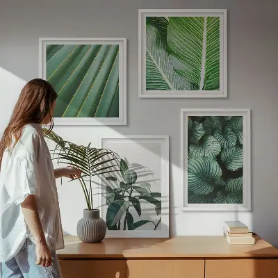 Set de 4 cuadros para salón diseño de hojas tropicales en verde