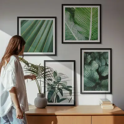 Set de 4 cuadros para salón diseño de hojas tropicales en verde