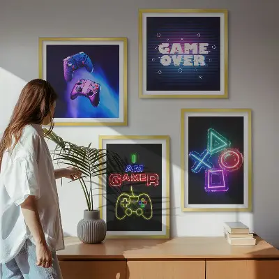 Set de cuadros modernos para salón diseño con mandos de videojuegos e iconos de jugador