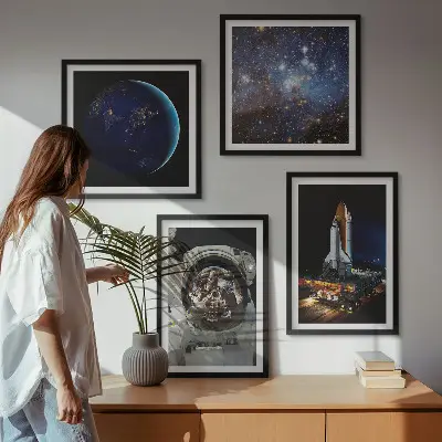 Set de 4 cuadros infantiles Space Earth diseño de cohete y astronauta para salón