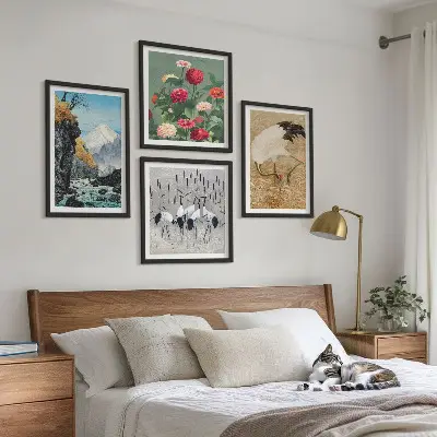 Set de 4 cuadros para salón con diseño de montañas, río, flores y grullas