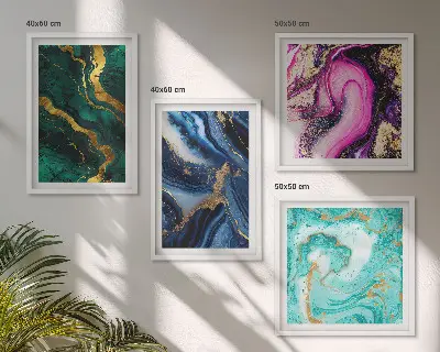 Galería de pared con diseño de patrones abstractos en tonos rosa, verde y azul