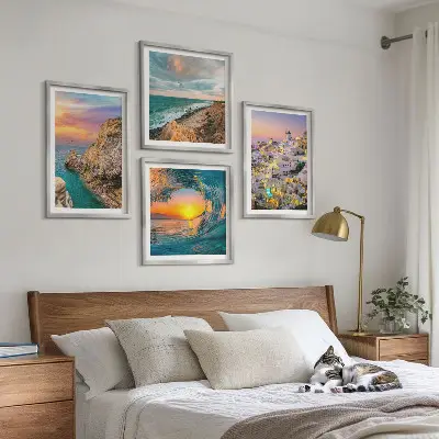 Set de cuadros modernos para salón con diseño de olas del mar y casas blancas de Santorini