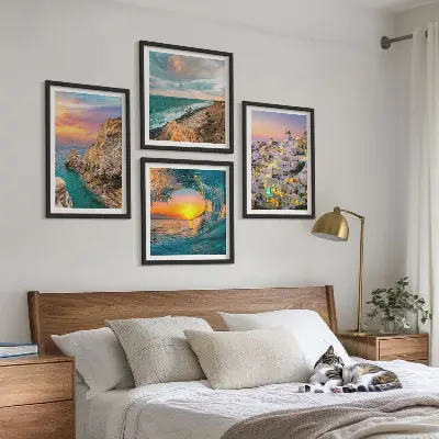Set de cuadros modernos para salón con diseño de olas del mar y casas blancas de Santorini