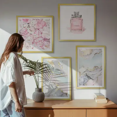Set de cuadros modernos para salón con diseño de flores rosas y mármol pastel
