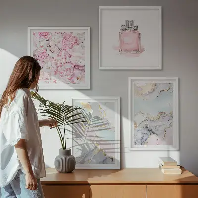 Set de cuadros modernos para salón con diseño de flores rosas y mármol pastel