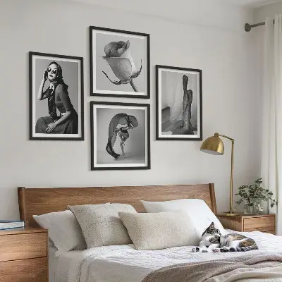 Set de cuadros modernos para salón con retratos de mujeres elegantes