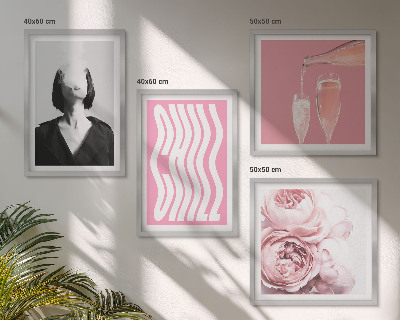 Set de 4 cuadros para salón Retrato elegante con champán