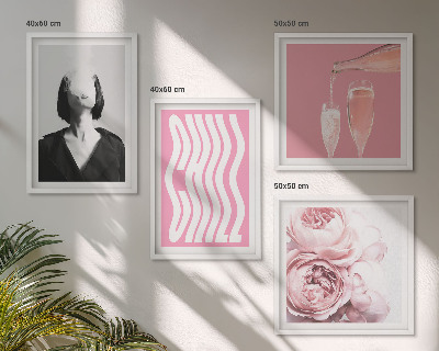 Set de 4 cuadros para salón Retrato elegante con champán