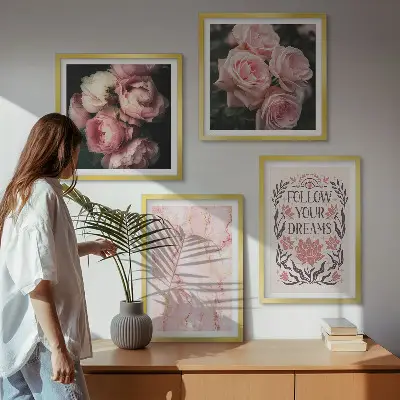 Galería de pared rosas antiguas con diseño de sueños de mármol