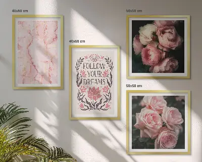 Galería de pared rosas antiguas con diseño de sueños de mármol