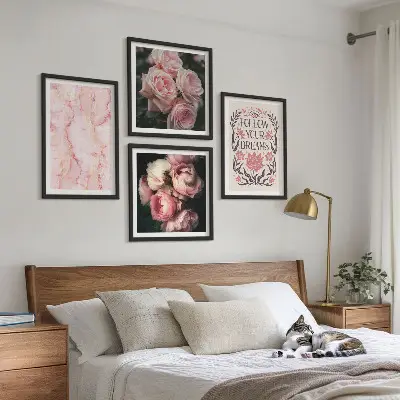 Galería de pared rosas antiguas con diseño de sueños de mármol